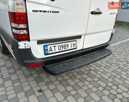 Белый Мерседес Sprinter, объемом двигателя 3 л и пробегом 530 тыс. км за 26999 $, фото 51 на Automoto.ua