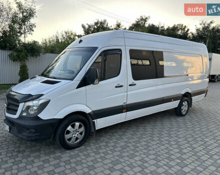 Белый Мерседес Sprinter, объемом двигателя 3 л и пробегом 530 тыс. км за 26999 $, фото 16 на Automoto.ua