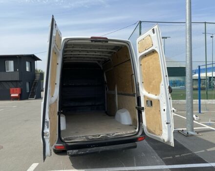 Белый Мерседес Sprinter, объемом двигателя 2.2 л и пробегом 392 тыс. км за 14441 $, фото 5 на Automoto.ua