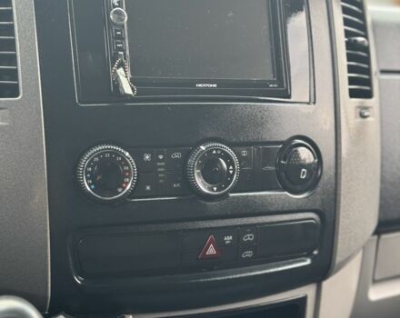 Белый Мерседес Sprinter, объемом двигателя 0 л и пробегом 564 тыс. км за 21999 $, фото 20 на Automoto.ua