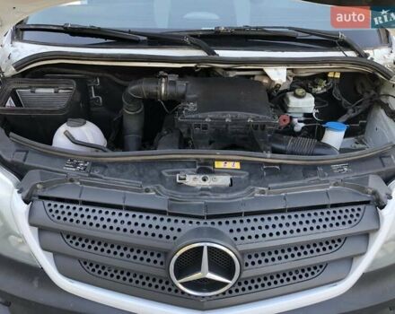 Білий Мерседес Sprinter, об'ємом двигуна 2.87 л та пробігом 400 тис. км за 17000 $, фото 14 на Automoto.ua