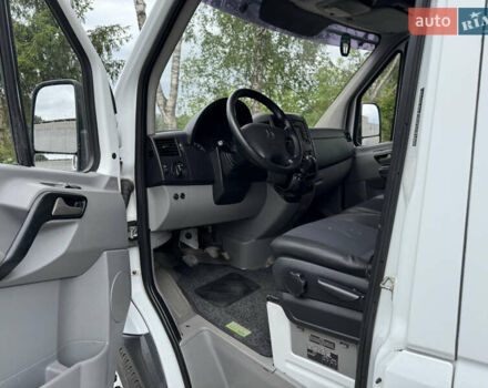 Белый Мерседес Sprinter, объемом двигателя 3 л и пробегом 245 тыс. км за 35351 $, фото 30 на Automoto.ua