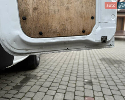 Белый Мерседес Sprinter, объемом двигателя 2.1 л и пробегом 431 тыс. км за 16499 $, фото 21 на Automoto.ua