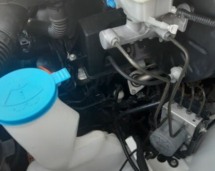 Белый Мерседес Sprinter, объемом двигателя 2 л и пробегом 330 тыс. км за 14100 $, фото 3 на Automoto.ua