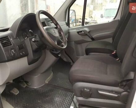 Білий Мерседес Sprinter, об'ємом двигуна 2.2 л та пробігом 295 тис. км за 16750 $, фото 8 на Automoto.ua