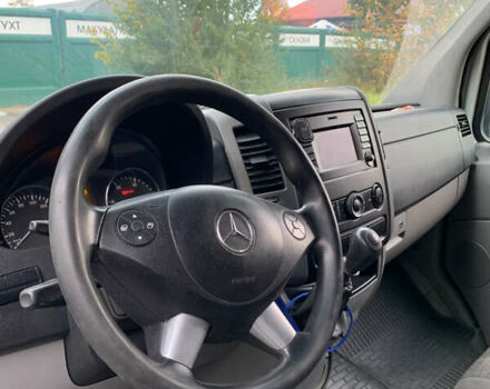 Белый Мерседес Sprinter, объемом двигателя 2.1 л и пробегом 377 тыс. км за 23000 $, фото 17 на Automoto.ua