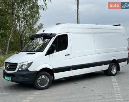 Белый Мерседес Sprinter, объемом двигателя 3 л и пробегом 245 тыс. км за 35351 $, фото 11 на Automoto.ua