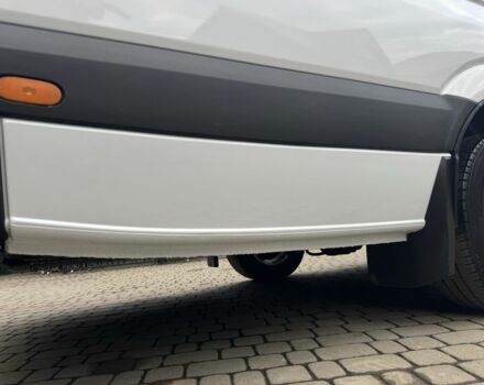 Белый Мерседес Sprinter, объемом двигателя 0 л и пробегом 564 тыс. км за 21999 $, фото 15 на Automoto.ua