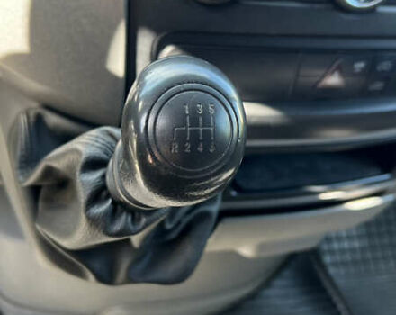 Белый Мерседес Sprinter, объемом двигателя 2.14 л и пробегом 262 тыс. км за 18000 $, фото 5 на Automoto.ua