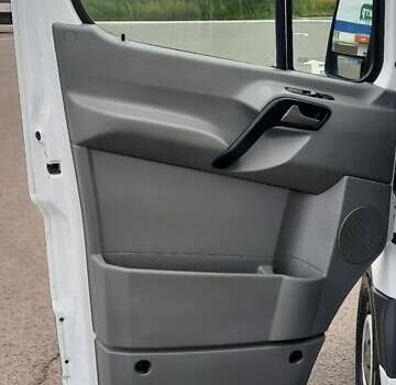 Білий Мерседес Sprinter, об'ємом двигуна 2.2 л та пробігом 370 тис. км за 17000 $, фото 18 на Automoto.ua