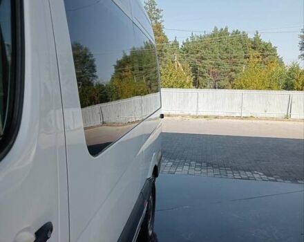Белый Мерседес Sprinter, объемом двигателя 2.2 л и пробегом 290 тыс. км за 15800 $, фото 5 на Automoto.ua