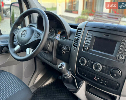 Белый Мерседес Sprinter, объемом двигателя 2.1 л и пробегом 385 тыс. км за 14999 $, фото 45 на Automoto.ua