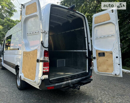 Белый Мерседес Sprinter, объемом двигателя 3 л и пробегом 252 тыс. км за 40254 $, фото 48 на Automoto.ua