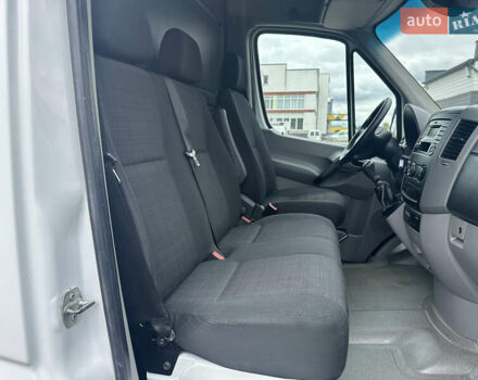 Білий Мерседес Sprinter, об'ємом двигуна 2.14 л та пробігом 400 тис. км за 23500 $, фото 29 на Automoto.ua