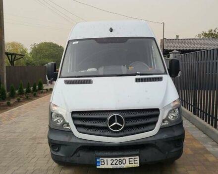 Белый Мерседес Sprinter, объемом двигателя 0 л и пробегом 210 тыс. км за 17700 $, фото 1 на Automoto.ua