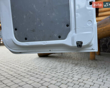 Білий Мерседес Sprinter, об'ємом двигуна 2.14 л та пробігом 385 тис. км за 15750 $, фото 66 на Automoto.ua