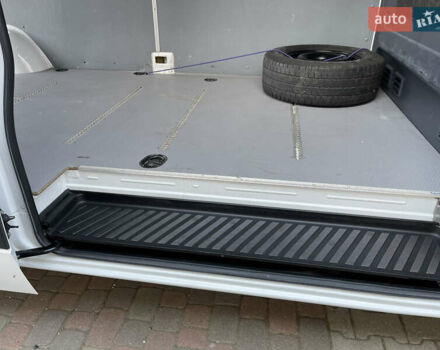 Білий Мерседес Sprinter, об'ємом двигуна 2.14 л та пробігом 173 тис. км за 23999 $, фото 22 на Automoto.ua