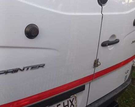 Белый Мерседес Sprinter, объемом двигателя 2.14 л и пробегом 400 тыс. км за 15000 $, фото 2 на Automoto.ua