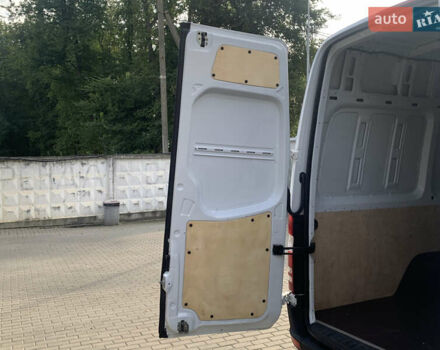 Белый Мерседес Sprinter, объемом двигателя 3 л и пробегом 307 тыс. км за 27990 $, фото 27 на Automoto.ua