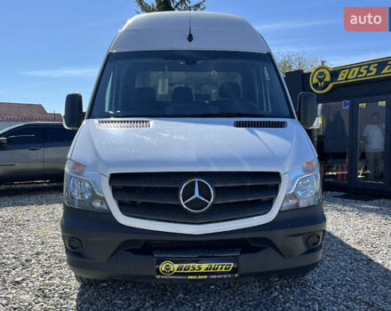 Белый Мерседес Sprinter, объемом двигателя 2.14 л и пробегом 430 тыс. км за 37500 $, фото 1 на Automoto.ua