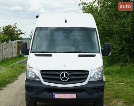 Белый Мерседес Sprinter, объемом двигателя 2.2 л и пробегом 320 тыс. км за 19600 $, фото 2 на Automoto.ua