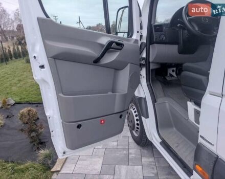 Белый Мерседес Sprinter, объемом двигателя 0 л и пробегом 290 тыс. км за 27000 $, фото 15 на Automoto.ua