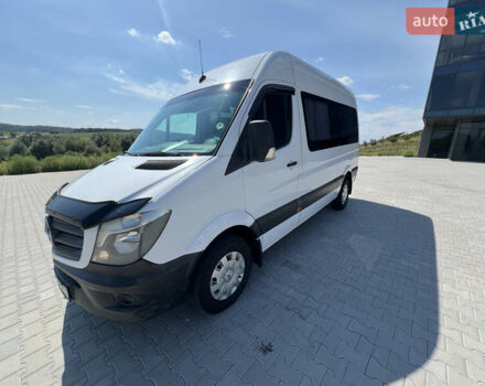 Белый Мерседес Sprinter, объемом двигателя 2.1 л и пробегом 506 тыс. км за 18999 $, фото 3 на Automoto.ua