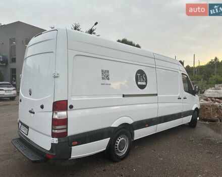 Белый Мерседес Sprinter, объемом двигателя 2.14 л и пробегом 235 тыс. км за 19800 $, фото 5 на Automoto.ua