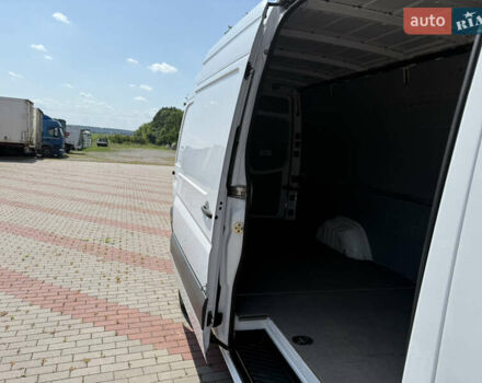 Белый Мерседес Sprinter, объемом двигателя 2.14 л и пробегом 331 тыс. км за 18900 $, фото 17 на Automoto.ua