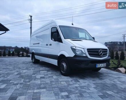 Белый Мерседес Sprinter, объемом двигателя 0 л и пробегом 290 тыс. км за 27000 $, фото 3 на Automoto.ua