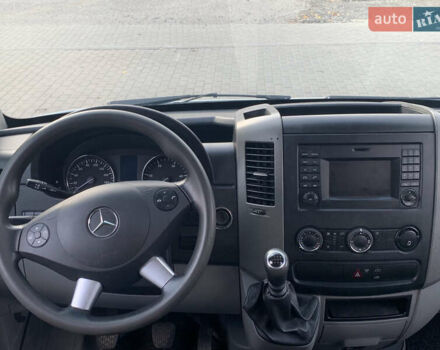 Белый Мерседес Sprinter, объемом двигателя 3 л и пробегом 307 тыс. км за 27990 $, фото 12 на Automoto.ua