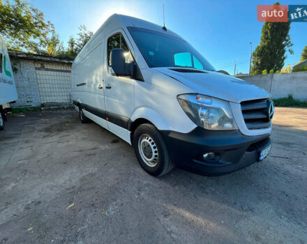 Белый Мерседес Sprinter, объемом двигателя 3 л и пробегом 313 тыс. км за 31000 $, фото 1 на Automoto.ua