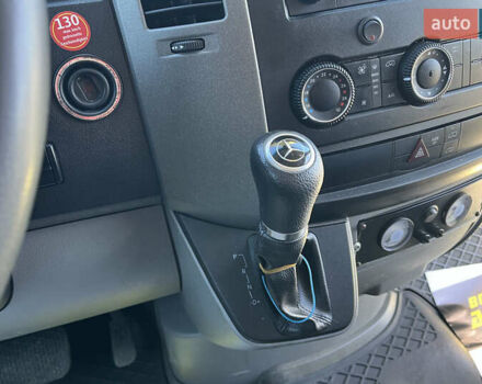 Белый Мерседес Sprinter, объемом двигателя 2.14 л и пробегом 430 тыс. км за 37500 $, фото 17 на Automoto.ua