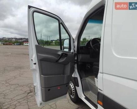 Білий Мерседес Sprinter, об'ємом двигуна 0 л та пробігом 290 тис. км за 27999 $, фото 18 на Automoto.ua