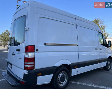 Белый Мерседес Sprinter, объемом двигателя 2.14 л и пробегом 378 тыс. км за 17399 $, фото 3 на Automoto.ua