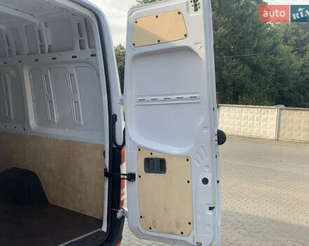 Белый Мерседес Sprinter, объемом двигателя 3 л и пробегом 307 тыс. км за 27990 $, фото 28 на Automoto.ua
