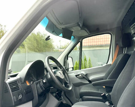 Белый Мерседес Sprinter, объемом двигателя 2.9 л и пробегом 340 тыс. км за 25000 $, фото 5 на Automoto.ua