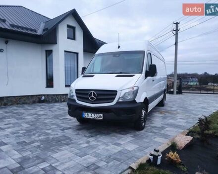 Белый Мерседес Sprinter, объемом двигателя 0 л и пробегом 290 тыс. км за 27000 $, фото 1 на Automoto.ua