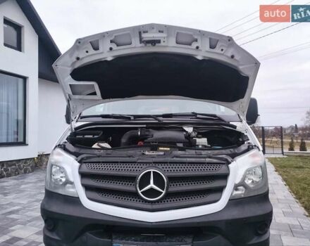 Белый Мерседес Sprinter, объемом двигателя 0 л и пробегом 290 тыс. км за 27000 $, фото 53 на Automoto.ua