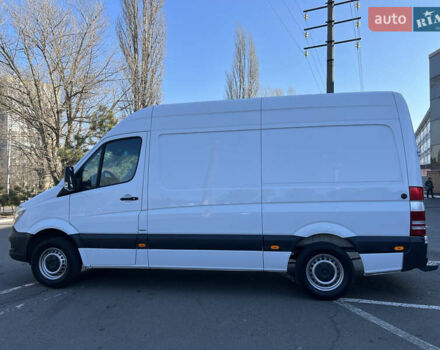 Белый Мерседес Sprinter, объемом двигателя 2.14 л и пробегом 378 тыс. км за 17399 $, фото 6 на Automoto.ua