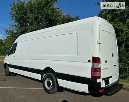 Белый Мерседес Sprinter, объемом двигателя 3 л и пробегом 73 тыс. км за 2900 $, фото 8 на Automoto.ua