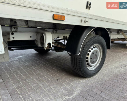 Белый Мерседес Sprinter, объемом двигателя 2.14 л и пробегом 331 тыс. км за 21500 $, фото 15 на Automoto.ua