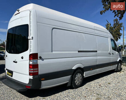 Белый Мерседес Sprinter, объемом двигателя 2.14 л и пробегом 430 тыс. км за 37500 $, фото 5 на Automoto.ua