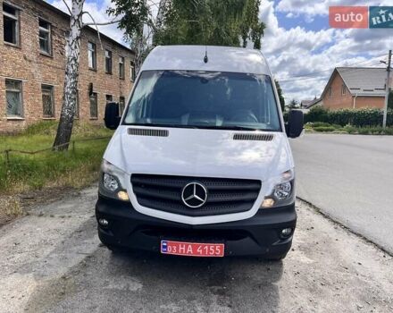 Белый Мерседес Sprinter, объемом двигателя 2.2 л и пробегом 385 тыс. км за 23638 $, фото 2 на Automoto.ua