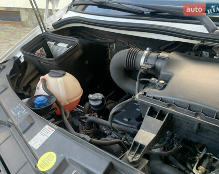 Белый Мерседес Sprinter, объемом двигателя 3 л и пробегом 310 тыс. км за 27990 $, фото 32 на Automoto.ua