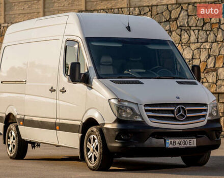 Белый Мерседес Sprinter, объемом двигателя 2.14 л и пробегом 305 тыс. км за 18700 $, фото 3 на Automoto.ua