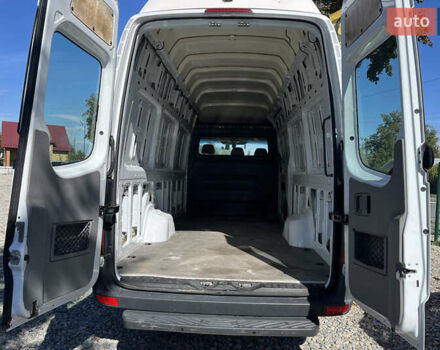 Белый Мерседес Sprinter, объемом двигателя 2.14 л и пробегом 430 тыс. км за 37500 $, фото 6 на Automoto.ua