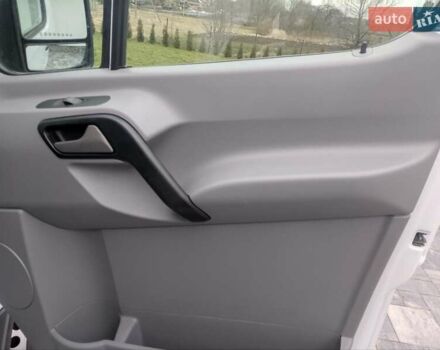 Белый Мерседес Sprinter, объемом двигателя 0 л и пробегом 290 тыс. км за 27000 $, фото 31 на Automoto.ua