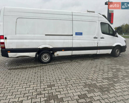 Белый Мерседес Sprinter, объемом двигателя 2.2 л и пробегом 570 тыс. км за 6500 $, фото 6 на Automoto.ua