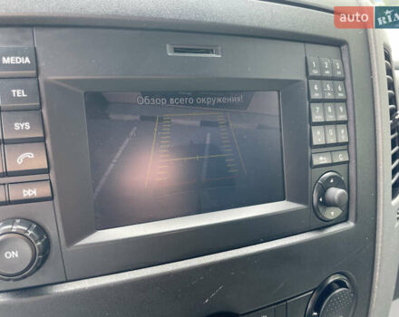 Белый Мерседес Sprinter, объемом двигателя 2.2 л и пробегом 221 тыс. км за 18500 $, фото 12 на Automoto.ua